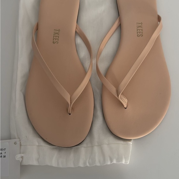 TKEES Nude Matte Sandals - Picture 1 of 3